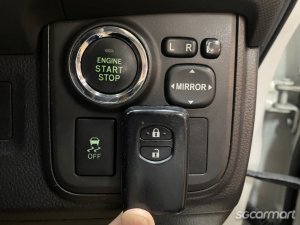 Toyota Wish 1.8A Elegance