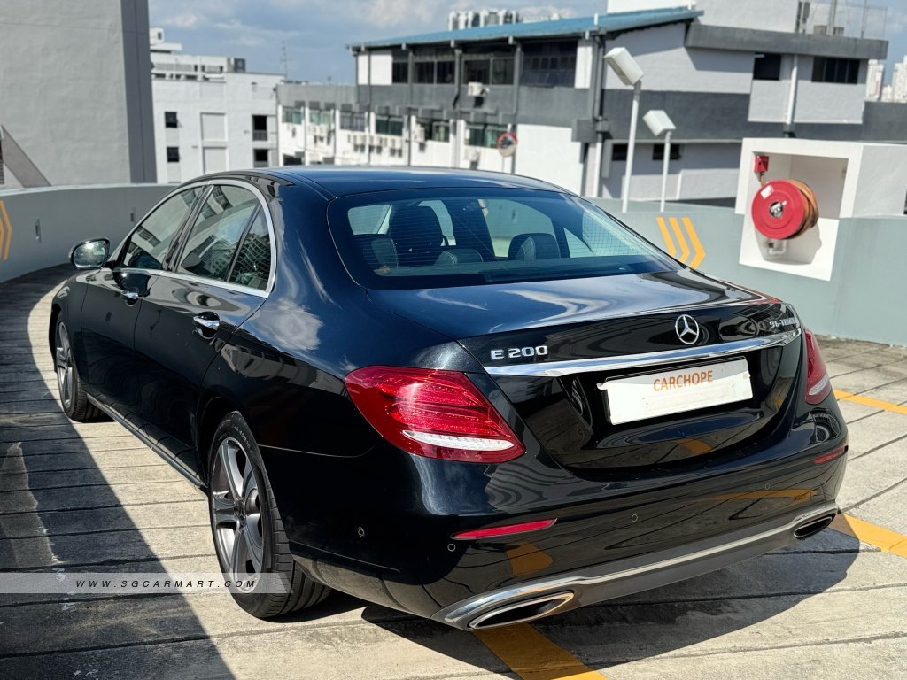 Mercedes-Benz E-Class E200 Avantgarde