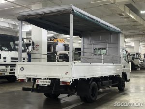 Mitsubishi Fuso Canter FEB21