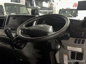 Mitsubishi Fuso Canter FEB21