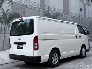 Toyota Hiace 3.0M (New 5-yr COE)