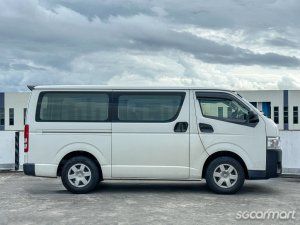 Toyota Hiace 2.8A DX
