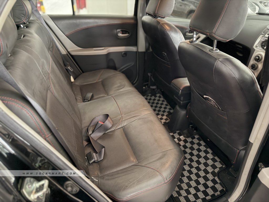 Toyota Yaris 1.5A E (COE till 10/2028)