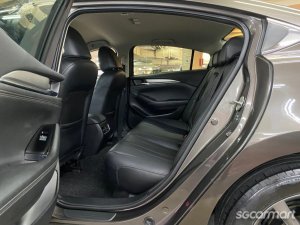 Mazda 6 2.0A