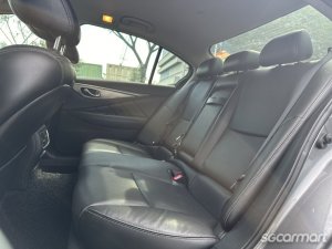 Infiniti Q50 2.0A T