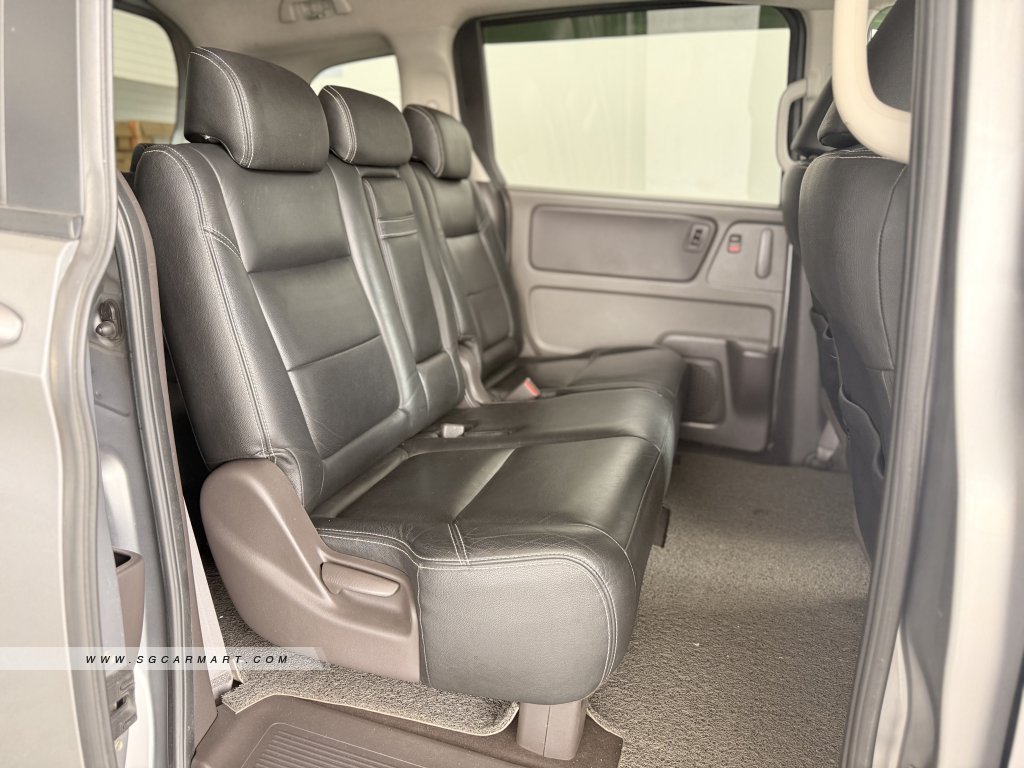 Honda Freed Hybrid 1.5A G
