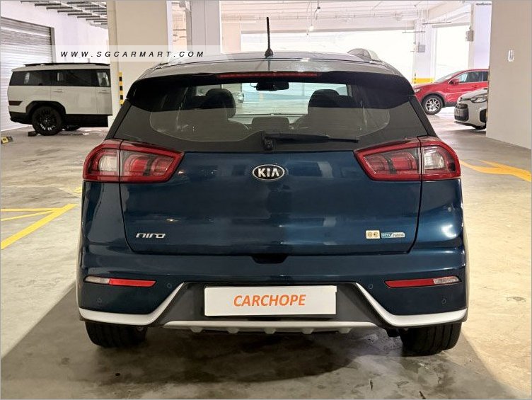 Kia Niro Hybrid 1.6A GDi DCT Sunroof