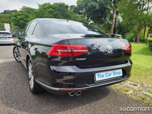 Volkswagen Passat 1.8A TFSI Sunroof