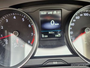 Volkswagen Passat 1.8A TFSI Sunroof