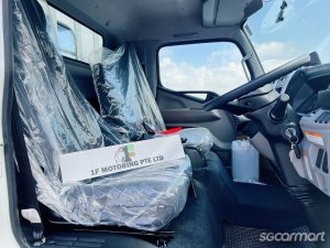 Mitsubishi Fuso Canter FEB21