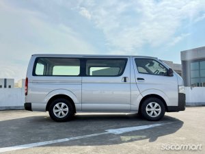 Toyota Hiace 2.8A DX
