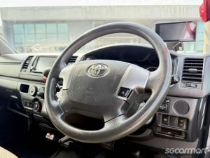 Toyota Hiace 2.8A DX