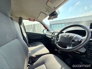 Toyota Hiace 2.8A DX