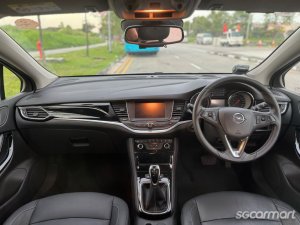Opel Astra 1.0A Turbo