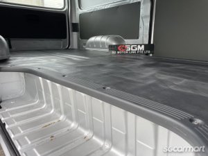 Toyota Hiace 3.0M DX (New 5-yr COE)