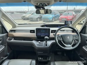 Honda Freed 1.5A G Honda Sensing