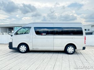 Toyota Hiace Commuter 2.8A GL High Roof