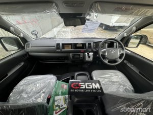 Toyota Hiace Commuter 2.8A GL High Roof