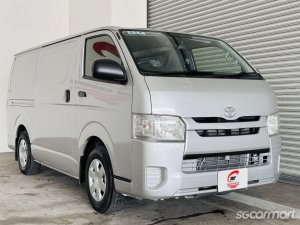 Toyota Hiace 3.0M