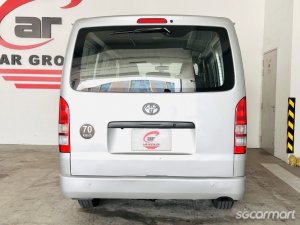 Toyota Hiace 3.0M