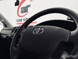 Toyota Hiace 3.0M