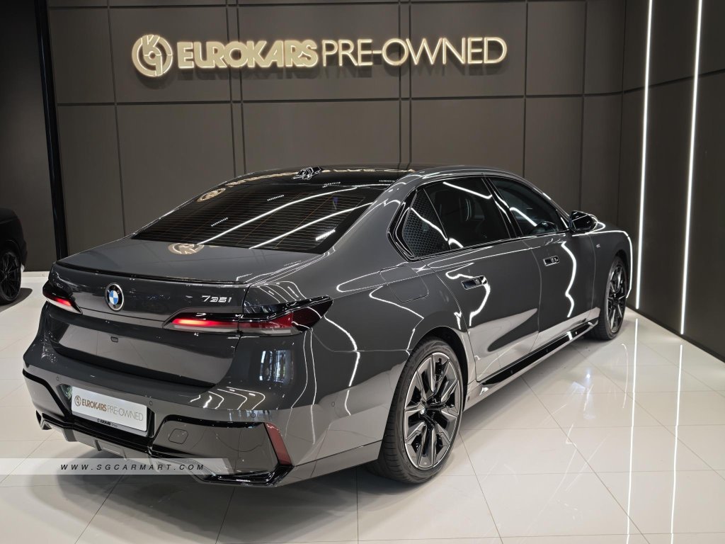 BMW 7 Series 735i Mild Hybrid sDrive M-Sport Pro