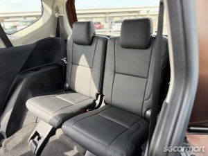 Toyota Sienta 1.5A Standard