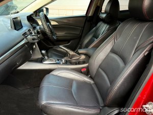 Mazda Axela Diesel 1.5A RS