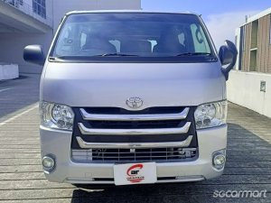 Toyota Hiace 3.0A DX