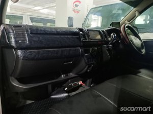 Toyota Hiace 3.0A DX