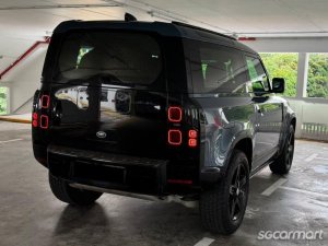 Land Rover Defender 90