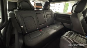 Land Rover Defender 90