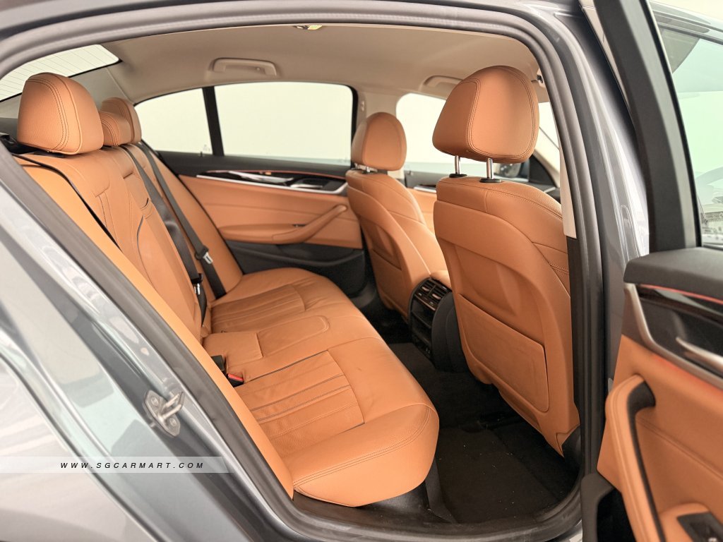 BMW 5 Series 520i