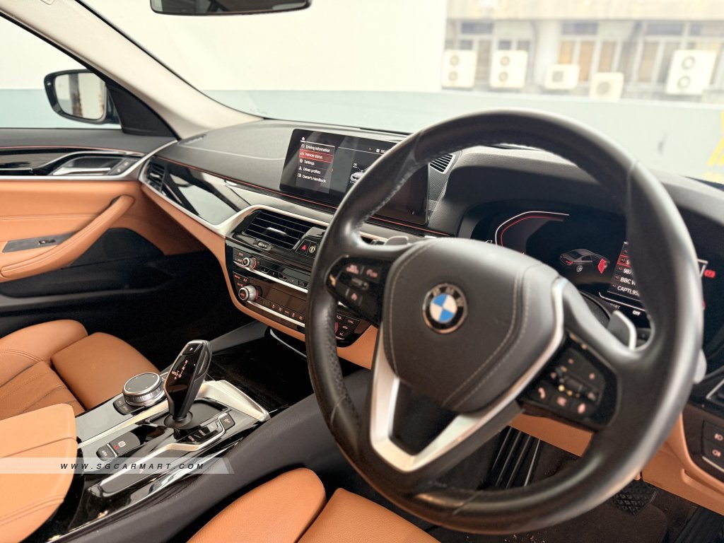 BMW 5 Series 520i