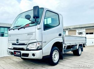 Hino Dutro 2.8M