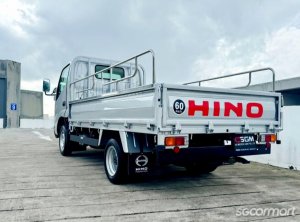 Hino Dutro 2.8M