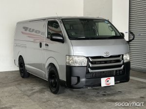 Toyota Hiace 3.0M DX