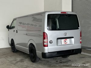 Toyota Hiace 3.0M DX