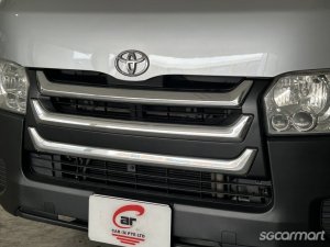 Toyota Hiace 3.0M DX