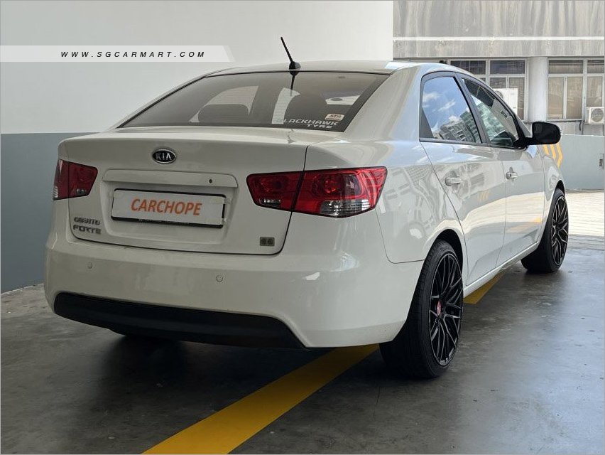Kia Cerato Forte 1.6M EX (COE till 04/2029)