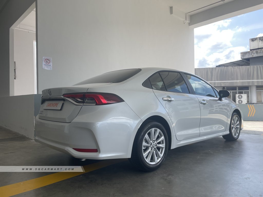 Toyota Corolla Altis 1.6A Standard