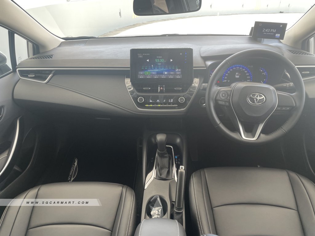 Toyota Corolla Altis 1.6A Standard