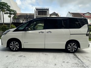 Nissan Serena e-POWER Hybrid 1.2A Highway Star Premium