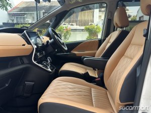 Nissan Serena e-POWER Hybrid 1.2A Highway Star Premium