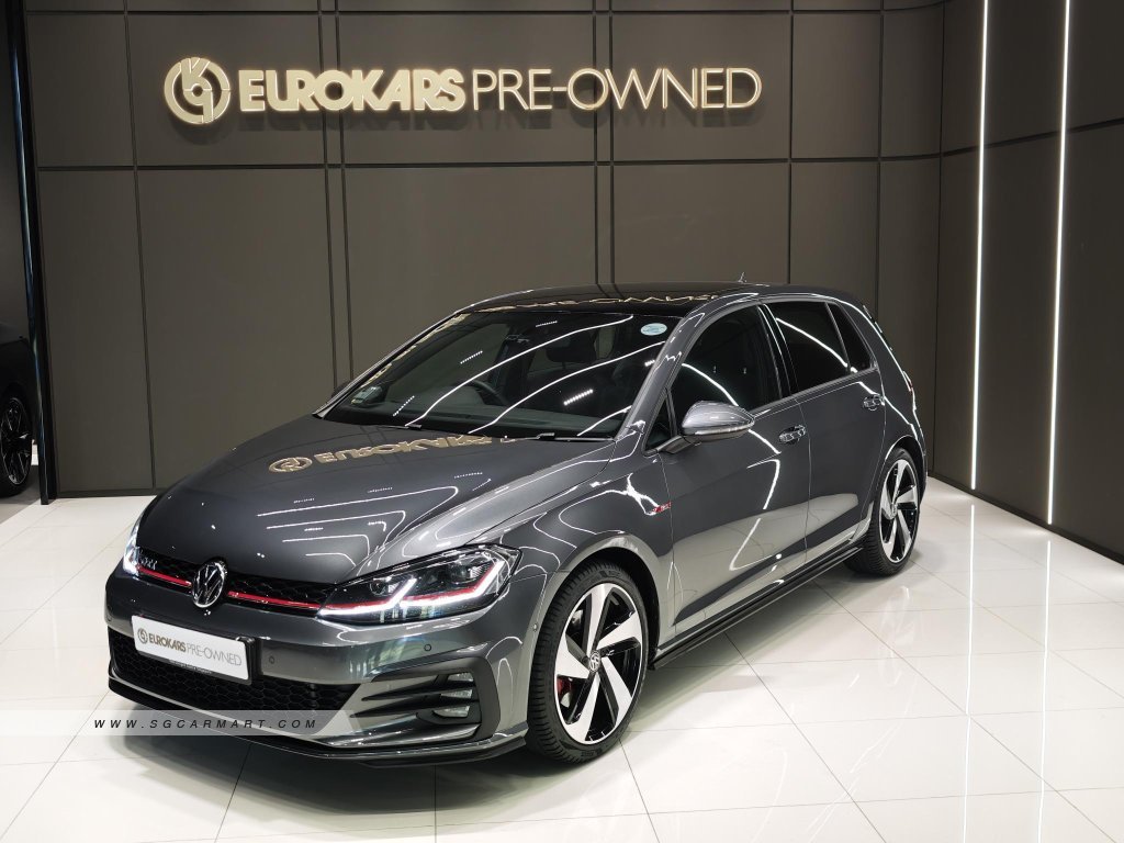 Volkswagen Golf GTI 5DR Sunroof