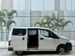 Nissan NV200 1.6A DX (New 5-yr COE)