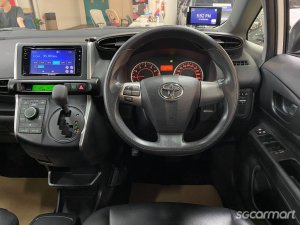 Toyota Wish 1.8A Elegance