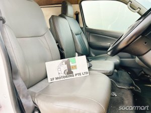 Nissan NV350 2.5A (COE till 09/2029)