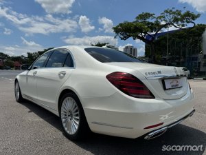 Mercedes-Benz S-Class S320L