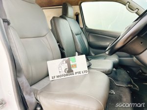 Nissan NV350 2.5M